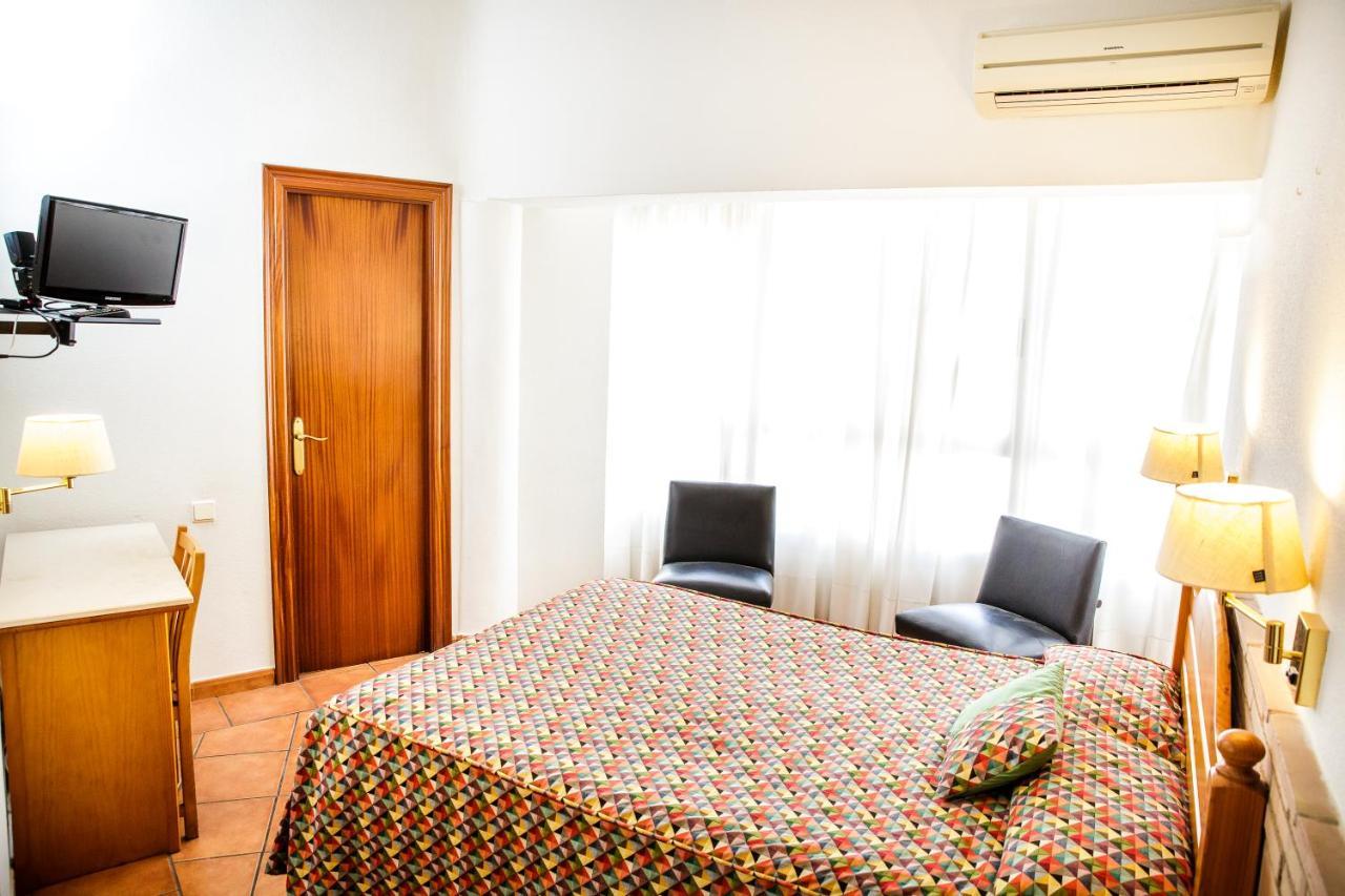 Hotel Can Sole Cambrils Exterior photo